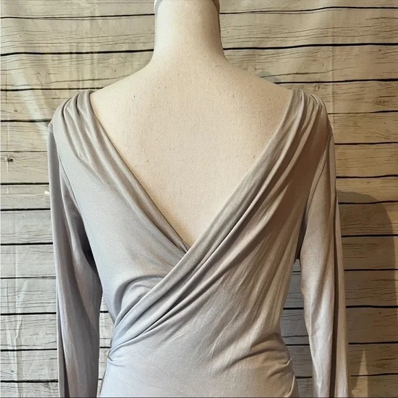 Free People Deep V Faux Wrap Long Sleeve Top Size Medium - Picture 8 of 10